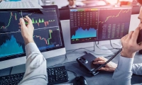 午评：创业板指涨1%，汽车、半导体等板块拉升，AI应用概念等活跃